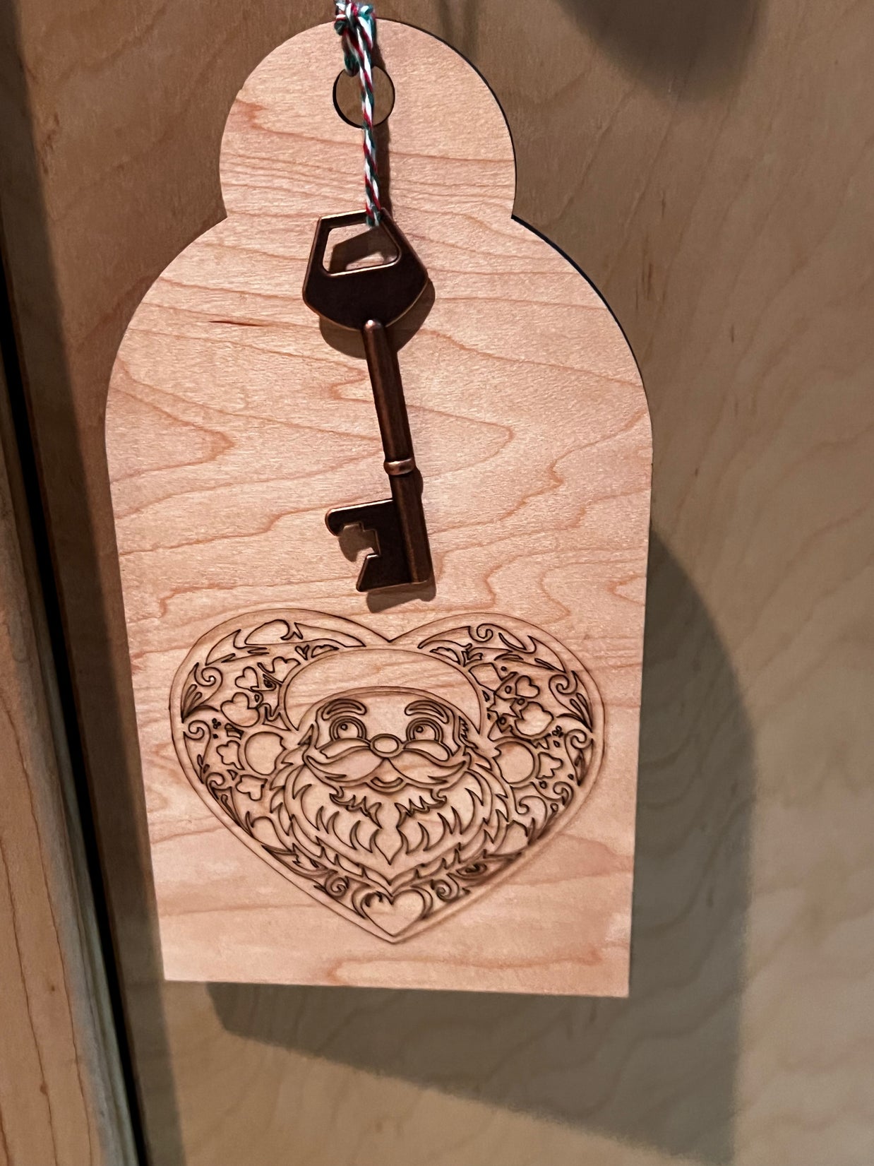 Santa’s Magic Key Door Hanger – For Homes Without a Chimney