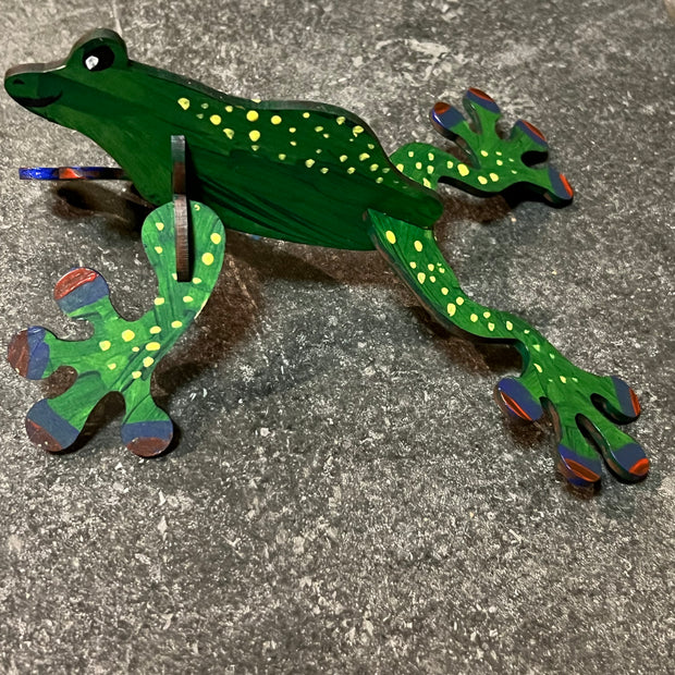 Hop Into Action: 3D Frog Puzzle